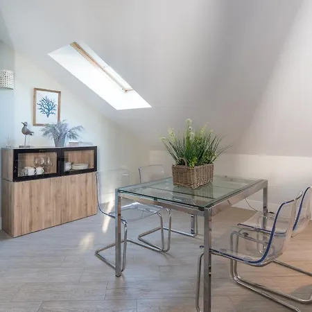 Urbe10 Angel Duplex 2 Bedrooms 4c *
