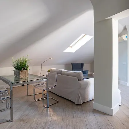 Apartment Urbe10 Angel Duplex 2 Bedrooms 4c