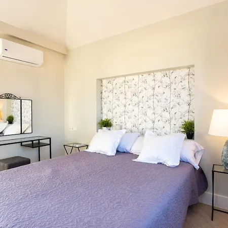 Apartment Urbe10 Angel Duplex 2 Bedrooms 4c Malaga
